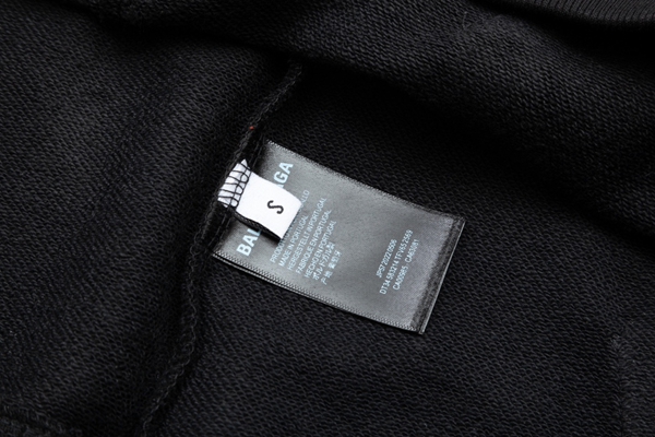 ブランドパーカー着用イメージ